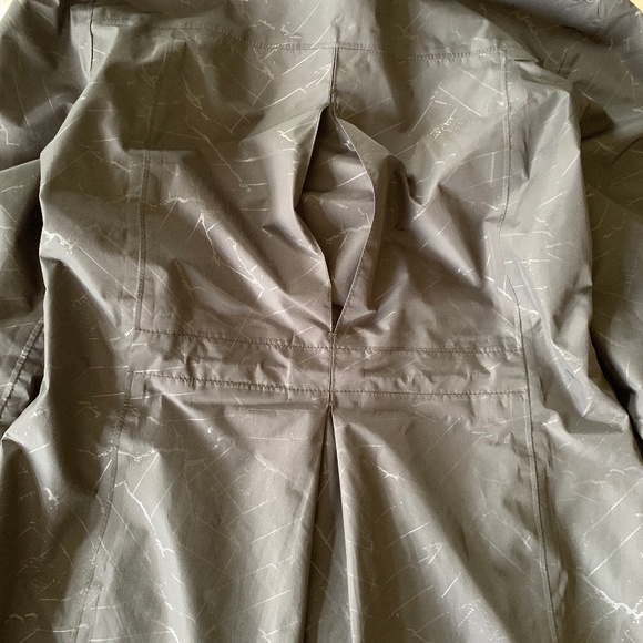 Mondetta Rain Jacket, Size XS, Black - Picture 13 of 16